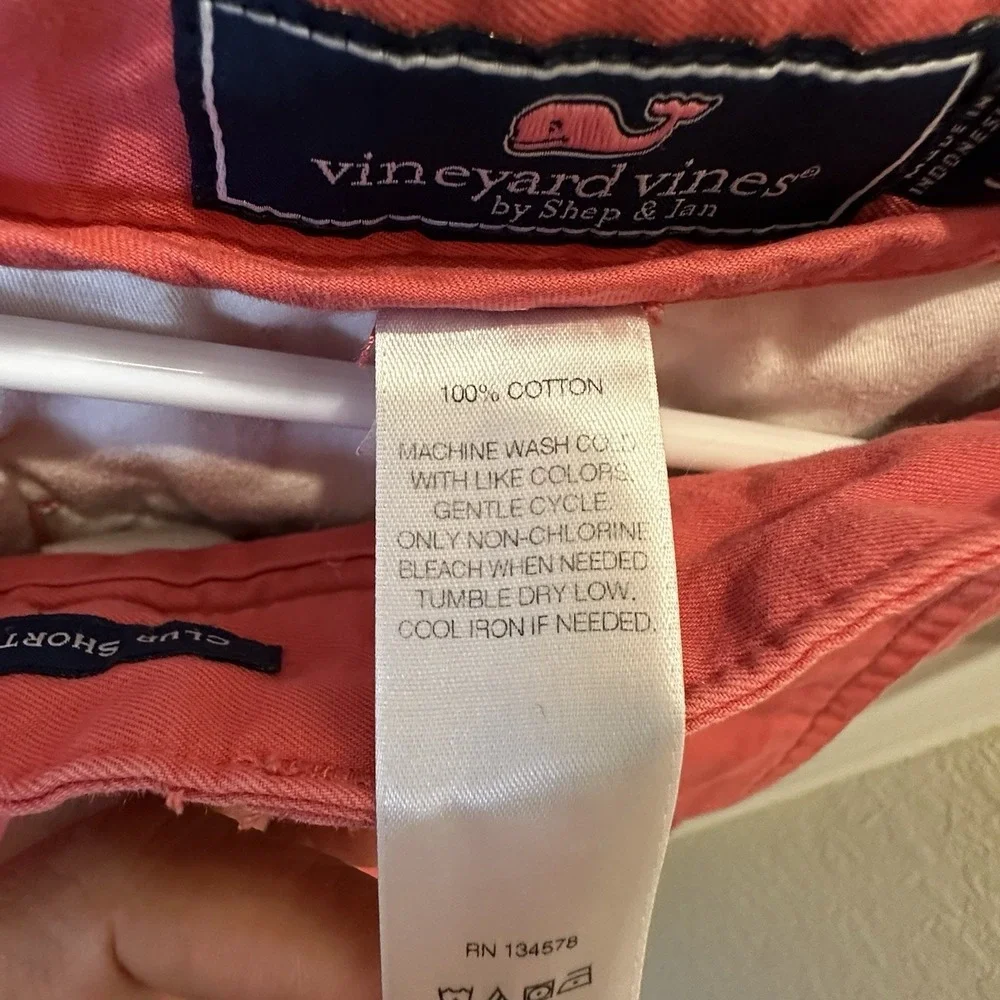 Vineyard Vines Men's Club Short Chino Shorts Size 32 Coral Cotton Comfort Pocket